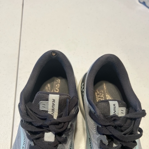Brooks Gray Athletic Shoes - Picture 6 of 8
